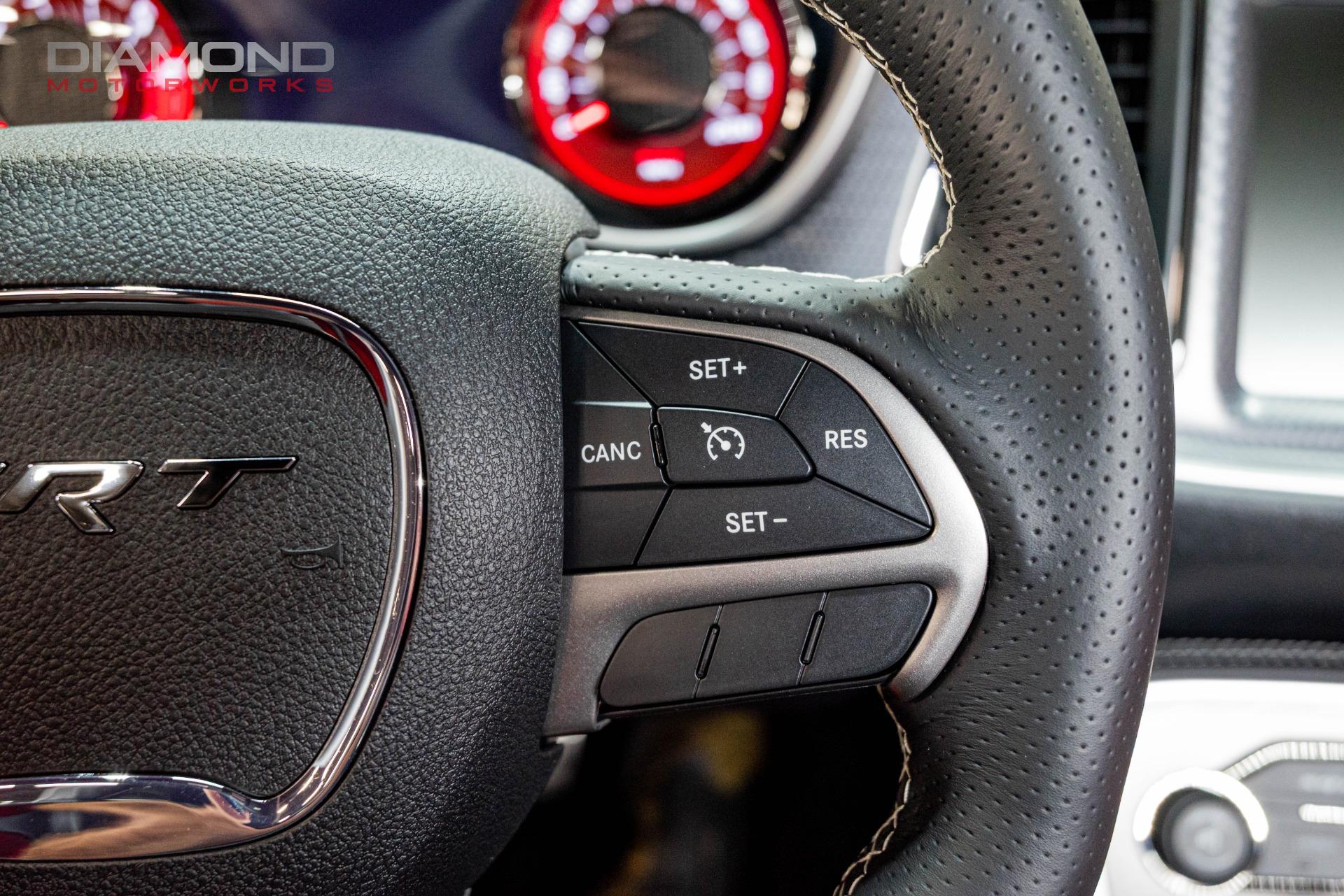 2015 Dodge Challenger SRT - Photo 91