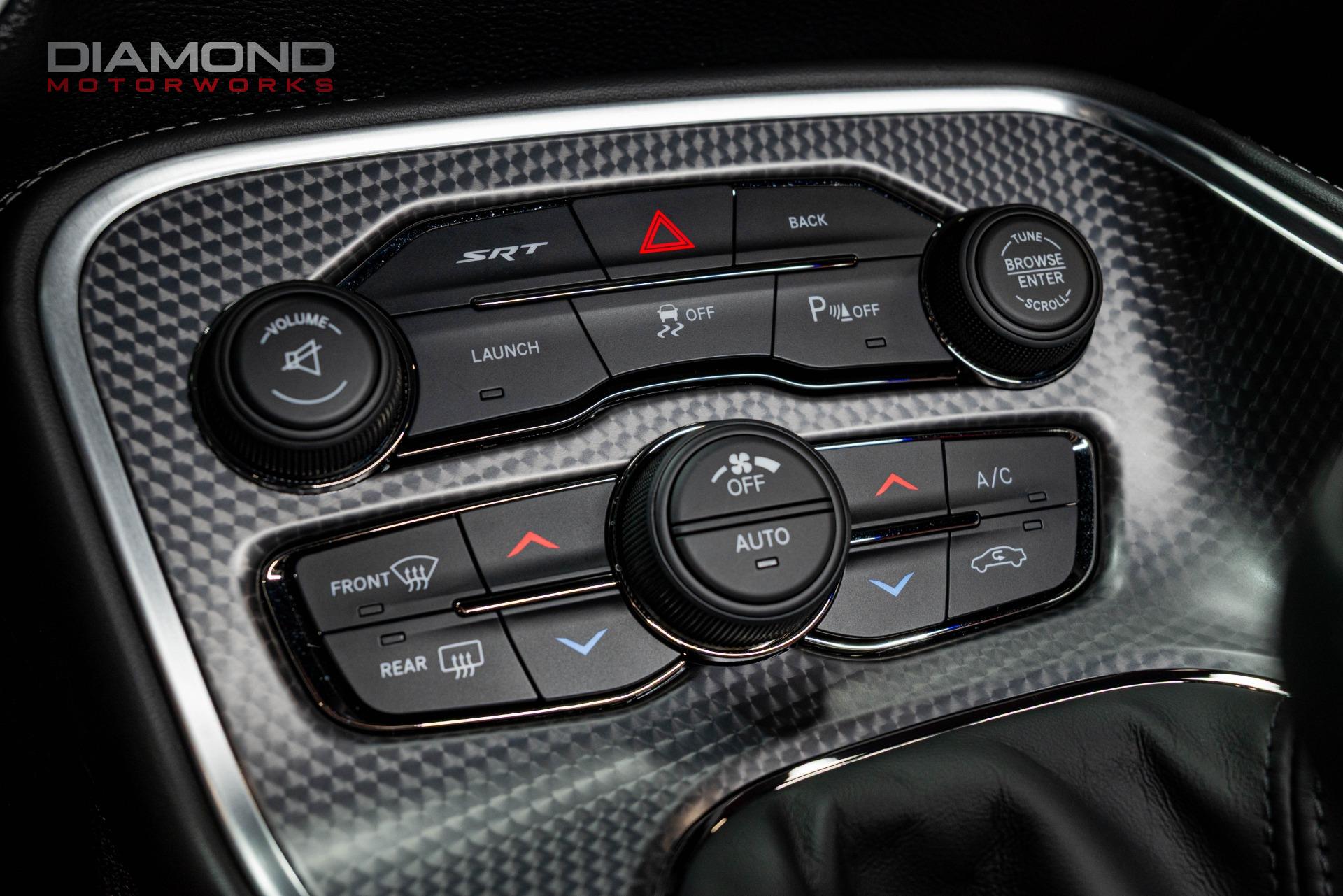 2015 Dodge Challenger SRT - Photo 93