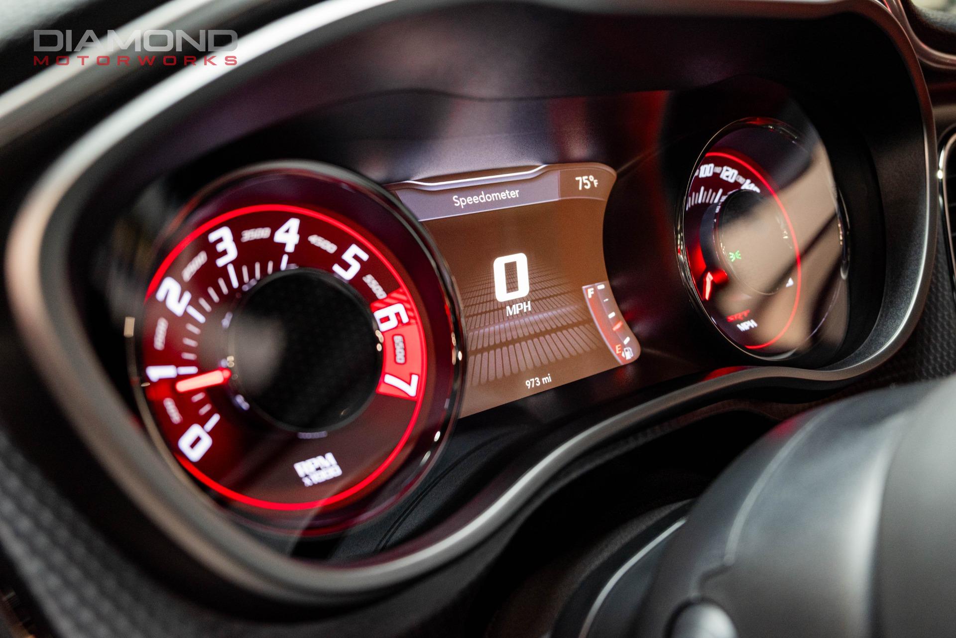 2015 Dodge Challenger SRT - Photo 98